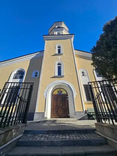 храм „Света Богородица - Животворен Източник“
