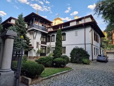 Католически катедрален храм “Успение Богородично”