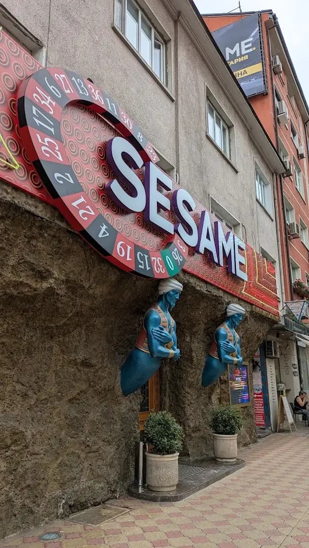 SESAME Pette Kyosheta Sofia