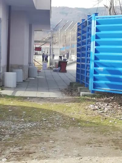 Тоалетните са заключени