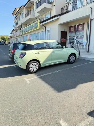 Hertz Car Rental - Sofia Airport