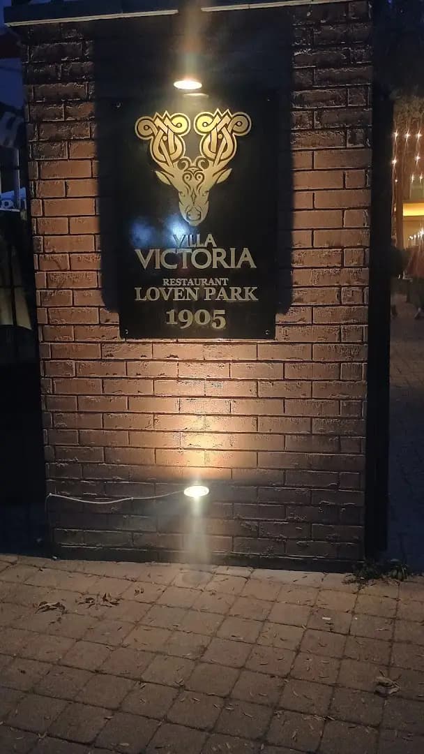 Ресторант VILLA VICTORIA Ловен парк