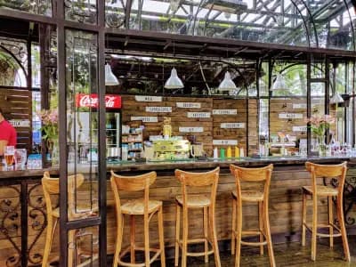 ONCE UPON A TIME : Restaurant-Garden & Bar