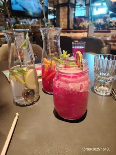 Happy Bar & Grill Mladost