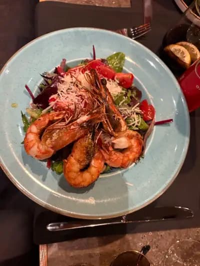 101 Bar & Dinner