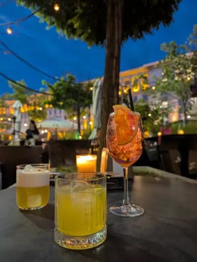Largo Bar & Diner