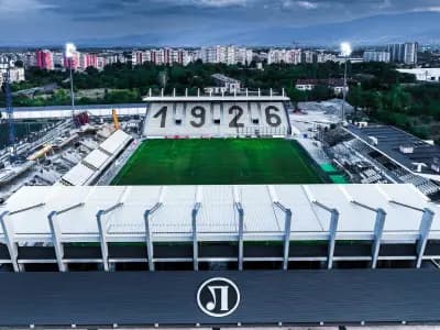 Стадион "Локомотив" Пловдив, парк Лаута