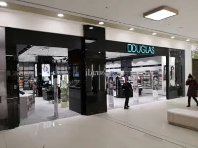 DOUGLAS 5 PLOVDIV PLAZA