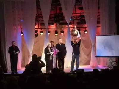 Театър "Хенд"