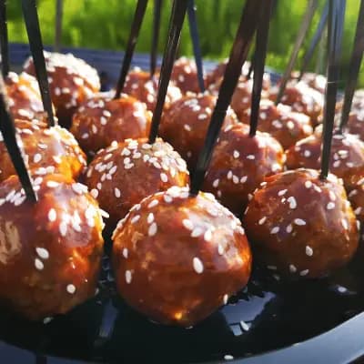 МАЩЕРКА КЕТЪРИНГ