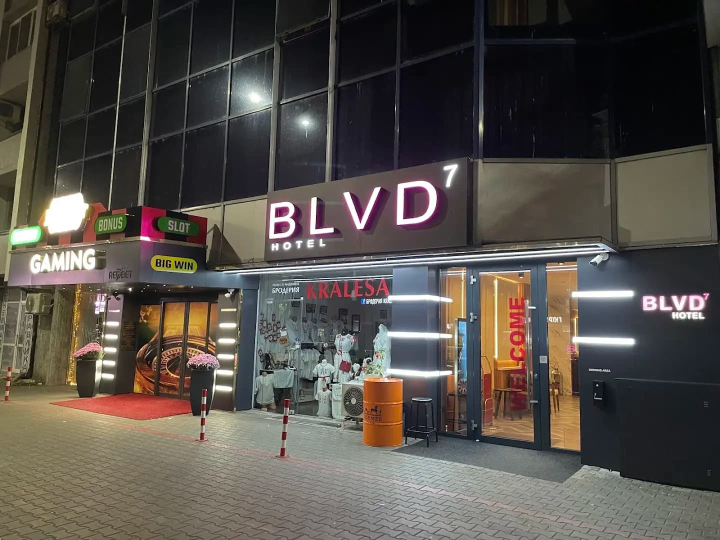 Hotel BLVD 7