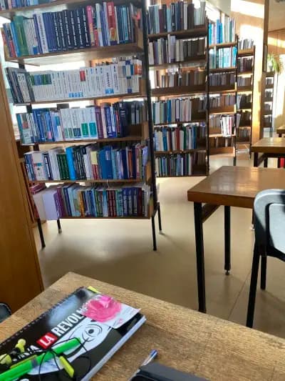 Народна библиотека „Иван Вазов“