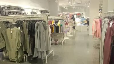 H&M