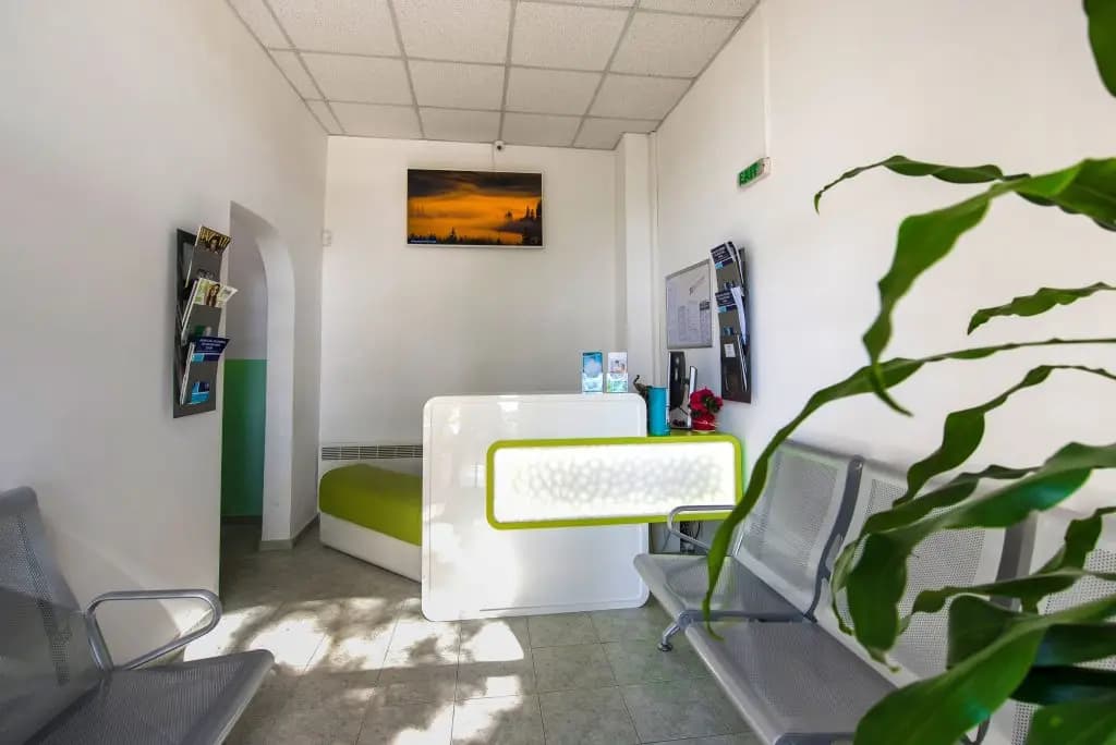 Лазерен дентален кабинет Д-р Думанов