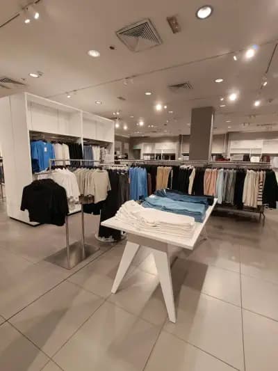 H&M