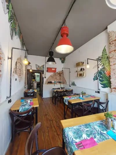 Tables Brunch & Dinner