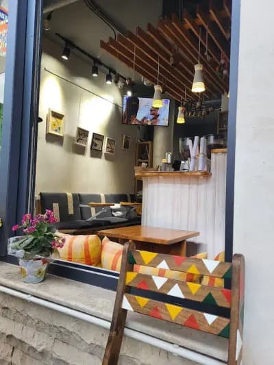 ONE ART CAFE - GALLERY