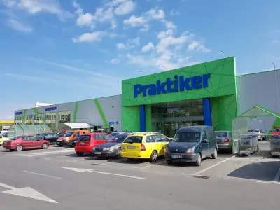 Практикер Пловдив