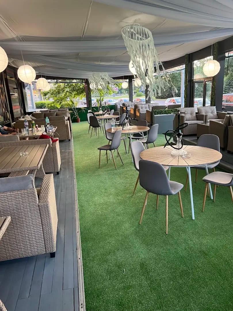 Omnia Shisha Lounge