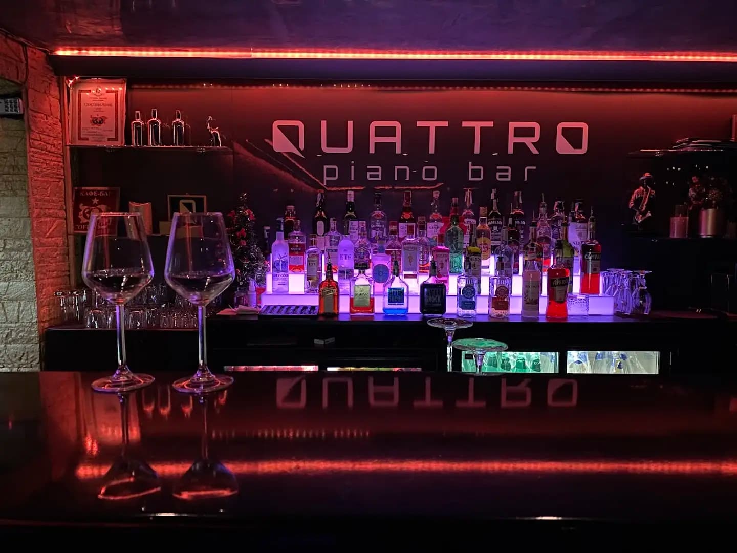Quattro Piano Bar