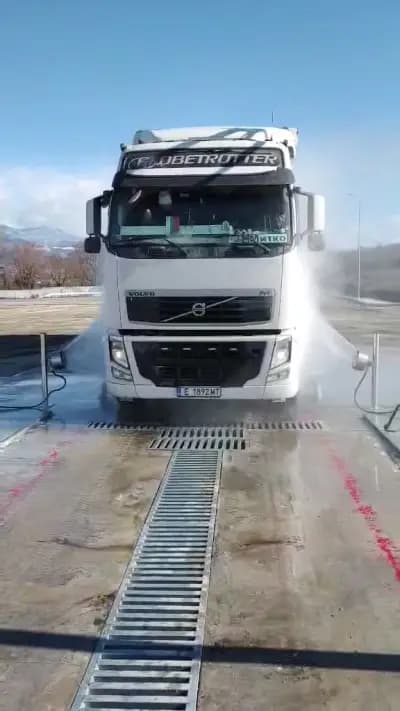 TIR WASH TIR PARKING
