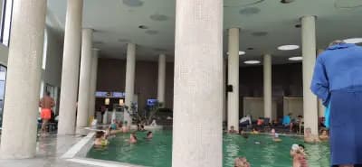 Ферма за декоративни рибки и скариди AQUA HOUSE