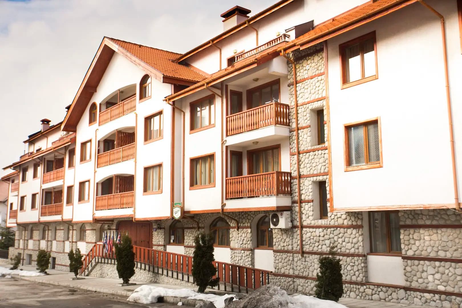 Pirin River Ski, Fun and Family