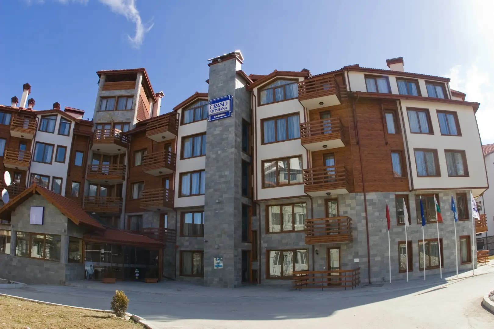 Grand MontAna 2bedroom apartment