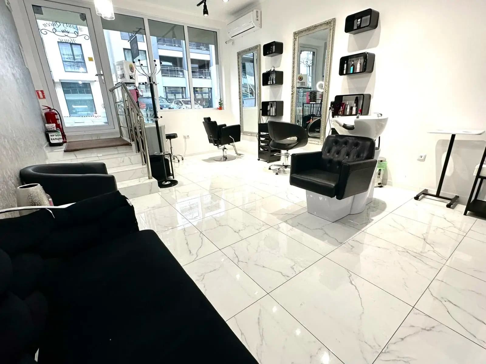 Beauty Queen House