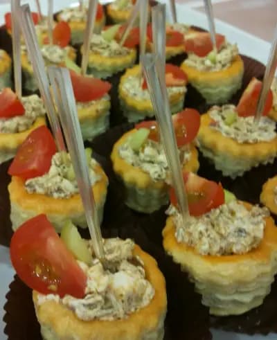 DELI Catering & Rental ІОборудване под наем І Кетъринг услуги І Декорация за празници и събития І Всичко за Вашето