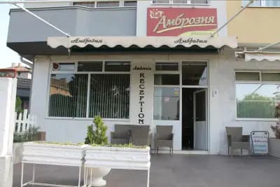 Family Hotel Ambrozia