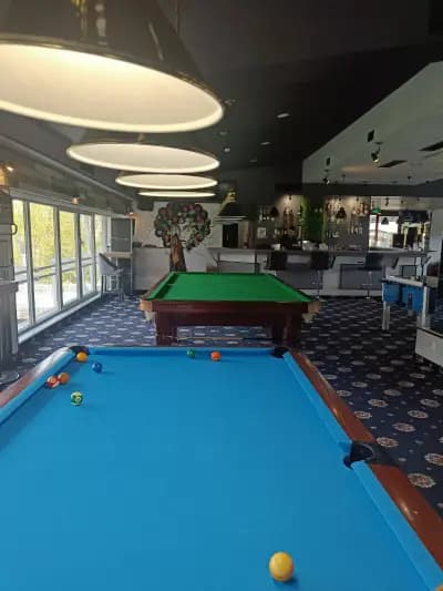 Билярд клуб-8 Ball Club