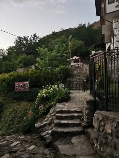 Манолева Къща