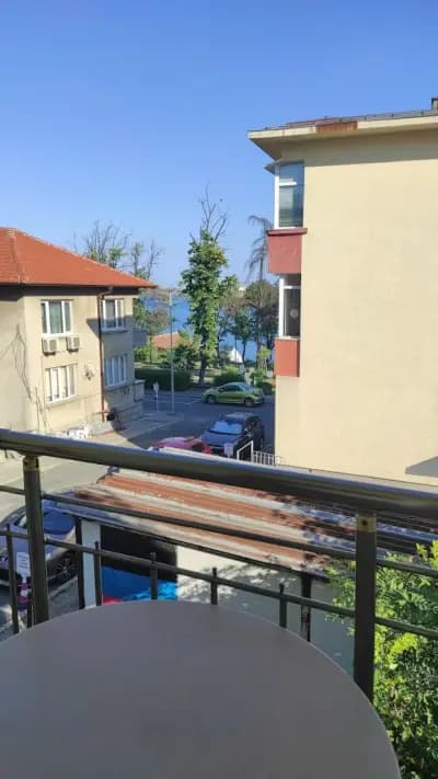 Стела Къща за Гости