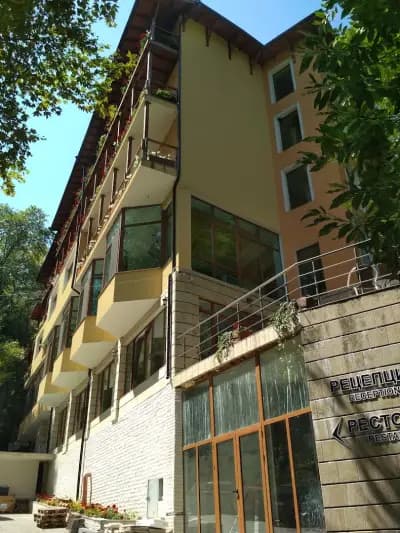 Hotel Saint Nedelya
