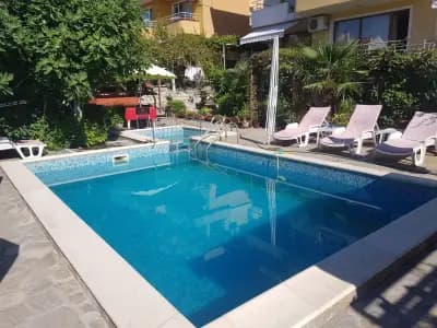 Triumph, Saint Vlas