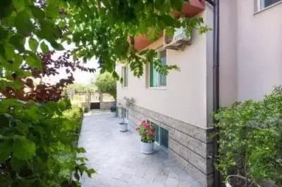 Siena House - Free parking