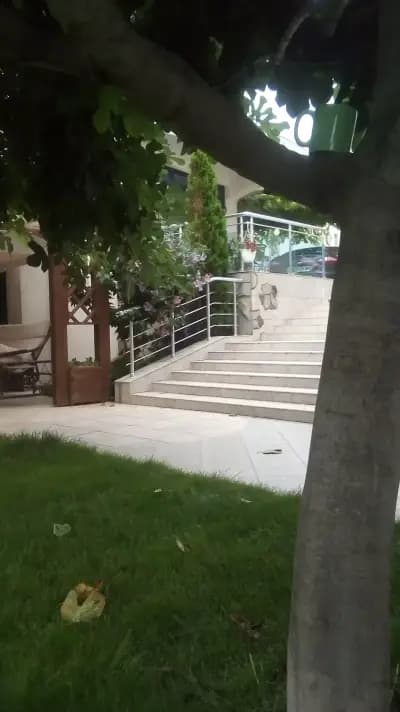 Къща за гости Дарис