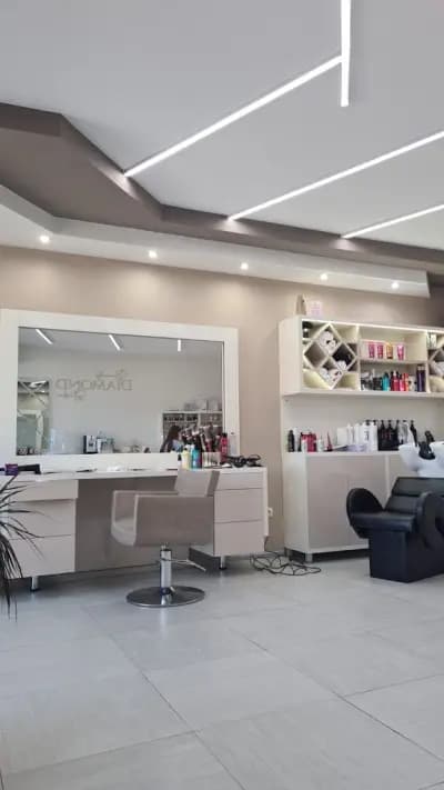 Diamond beauty studio