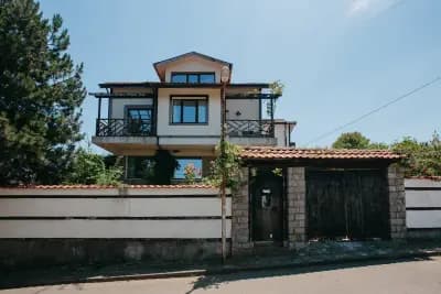 Вила Максим