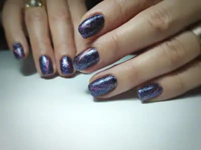 Darri's nails