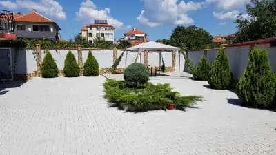 Sineva Guest House