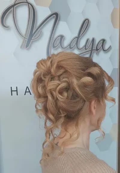 Фризьорски салон "НАДЯ" / NADYA HAIR STYLE
