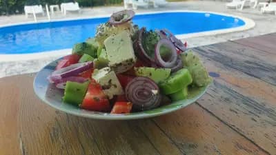 Pool Bar and Grill Yavornitsa