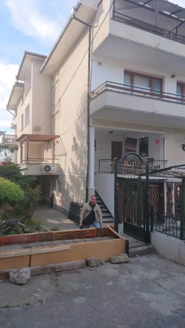 Guest House Bа́kish Obzor