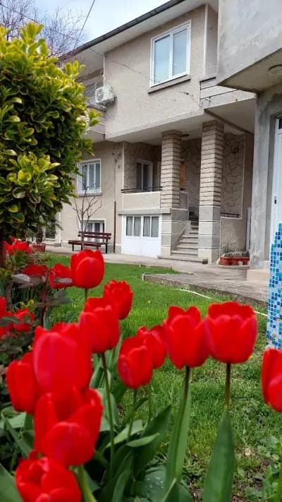 Къща за гости В.ВЪЛКОВ / Guest house V.VALKOV