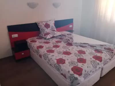 Семеен хотел Пиреа