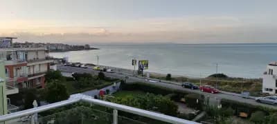 Зелената къща