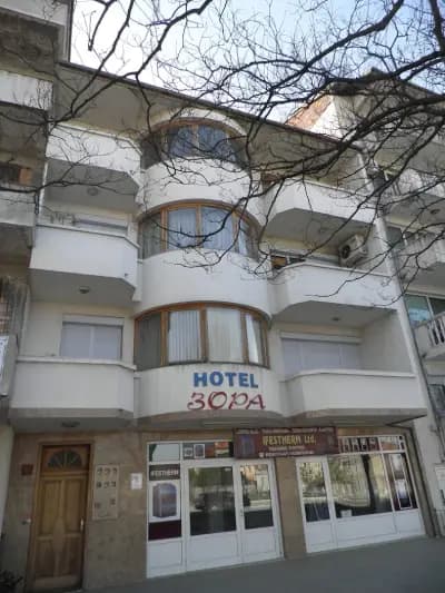Хотел Зора Петрич / Hotel Zora Petrich