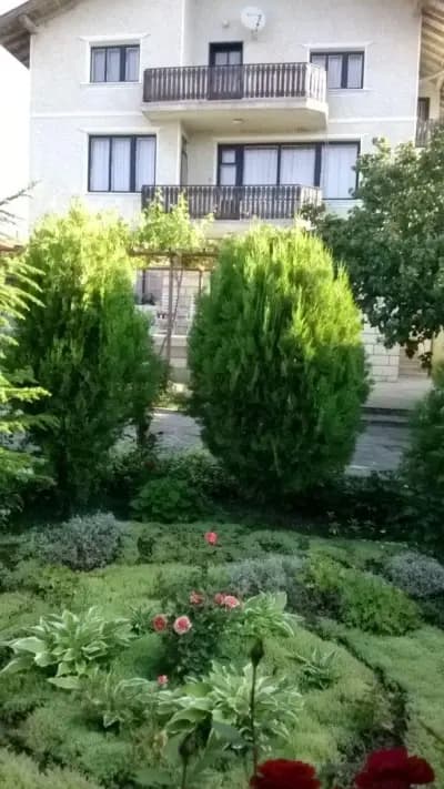 Atanasovi House